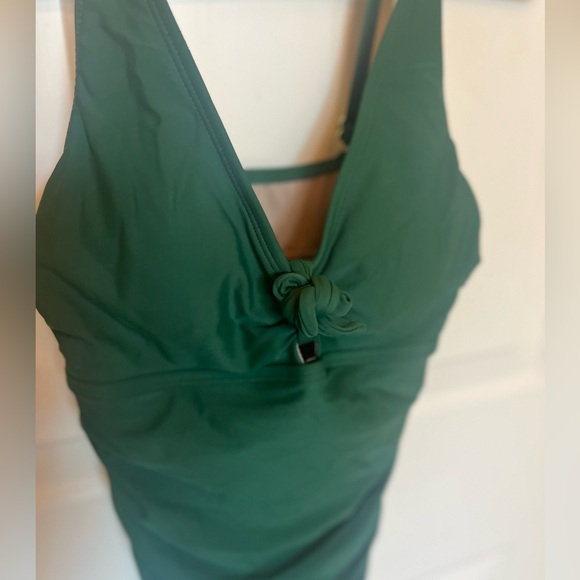 Dark green one piece sol bathing suit size small - Picture 4 of 4